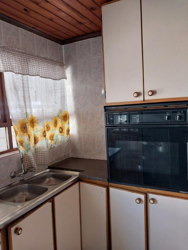 6 Bedroom Property for Sale in Mossel Bay Ext 26 Western Cape